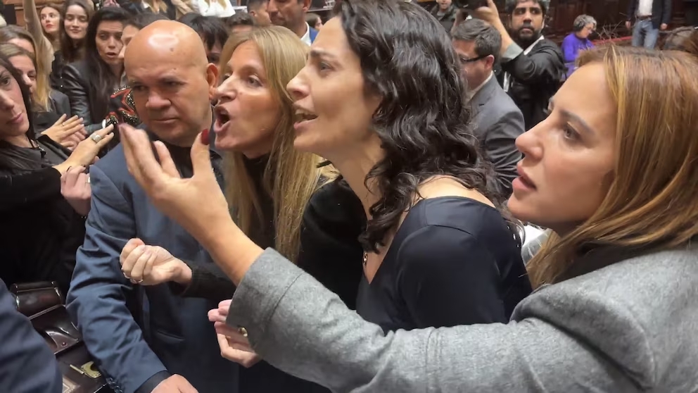 Un debate que terminó en caos: se cayó la sesión en la Cámara de Diputados