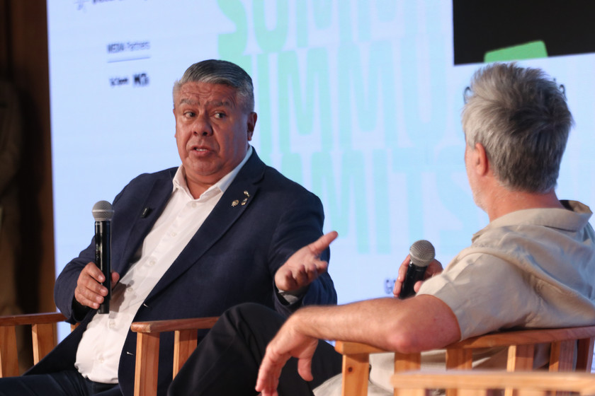 Claudio Tapia defendió el arbitraje argentino y apuntó contra la prensa