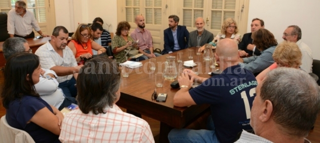 El gobierno y los gremios docentes volverán a reunirse este lunes. (Foto de archivo)