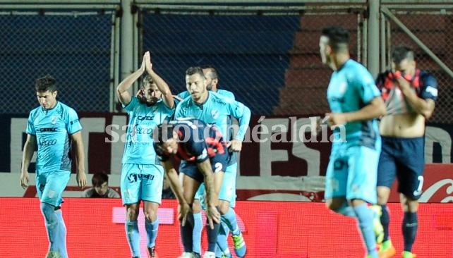 Temperley venció a San Lorenzo en el Nuevo Gasómetro