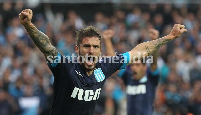 Racing ganó un partidazo y sueña