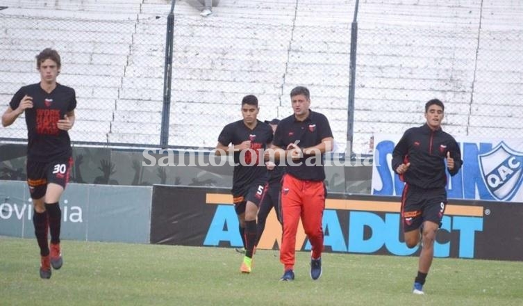 Domínguez ensayará este jueves de cara al clásico. (Foto: Prensa Colón)