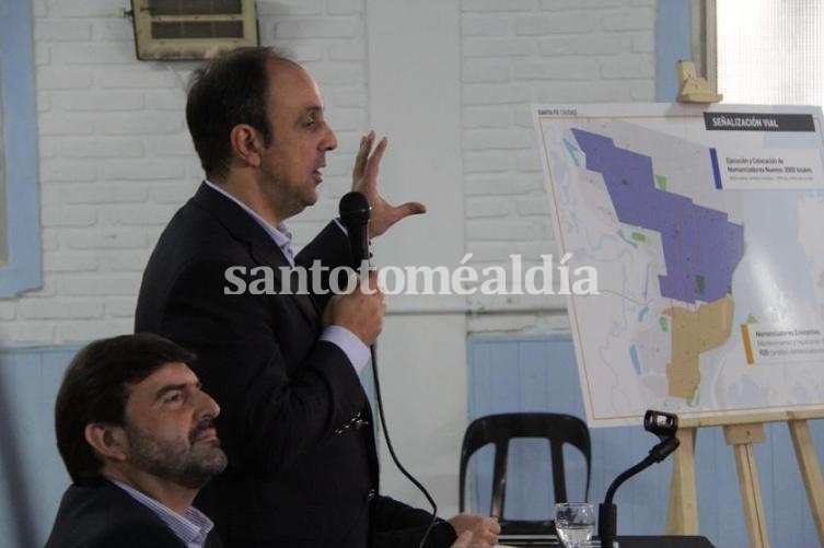 Santa Fe: Licitaron los trabajos para renovar y confeccionar carteles nomencladores