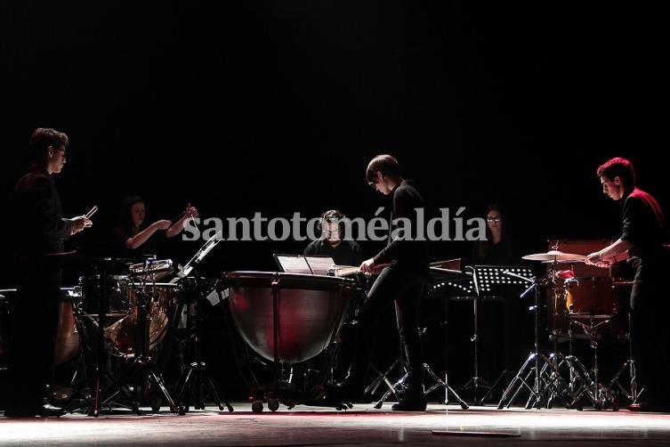 A sala llena comenzó el 4º Festival Internacional de Percusión