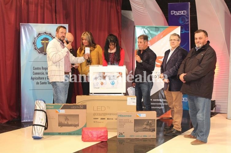 Sortearon los premios de la promoción por el Día del Padre