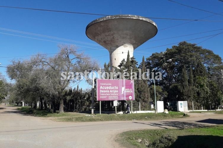 El nuevo acueducto abastecería a la ciudad dentro de un mes