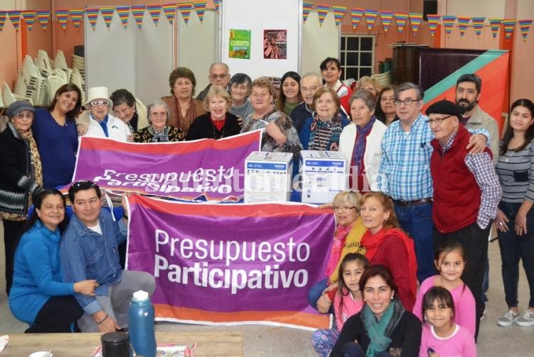 El Centro de Jubilados recibió equipamiento informático