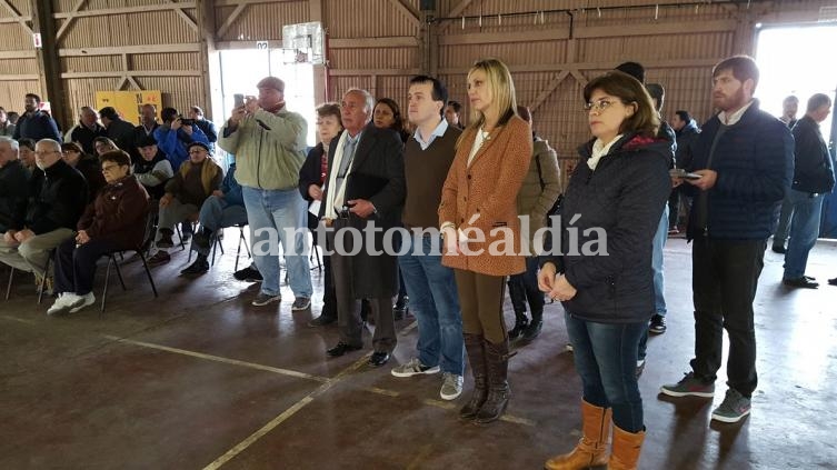 Blanco participó de la asamblea en Firmat.