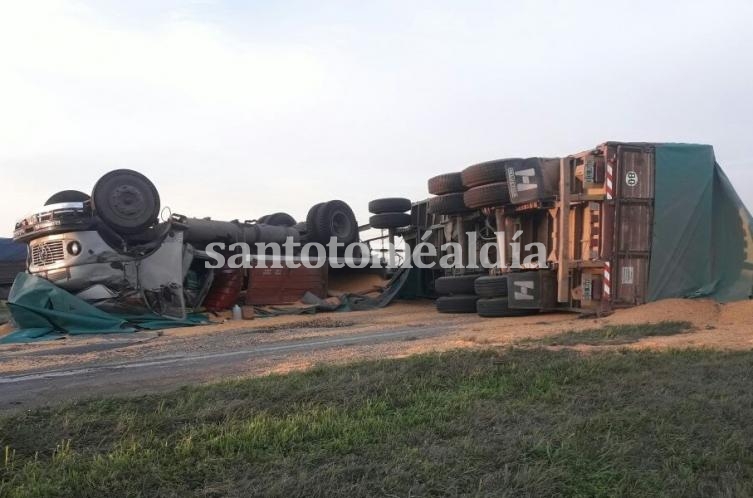 Choque fatal en la autopista Santa Fe - Rosario