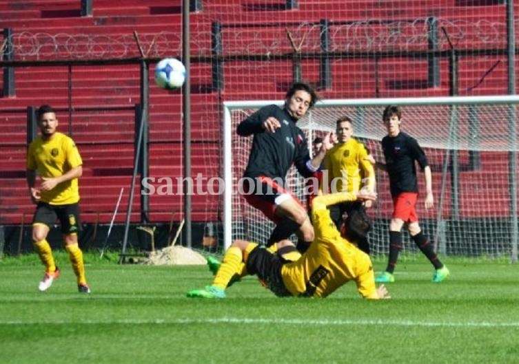 Colón venció a Olimpo en un amistoso