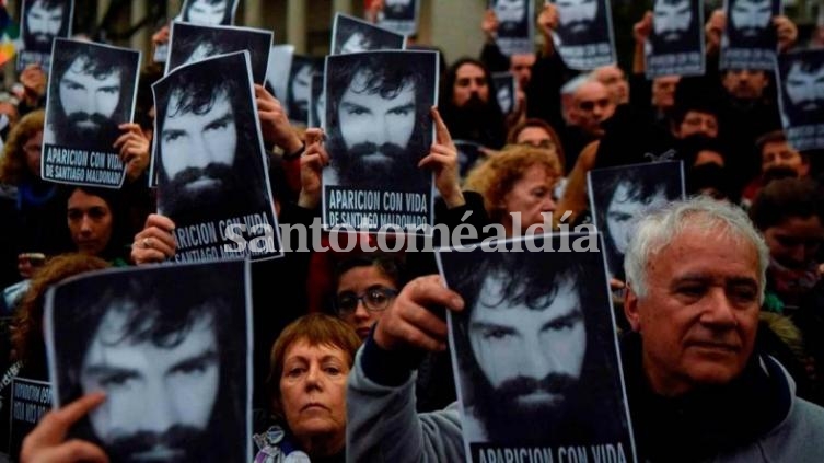 Santa Fe marchó por Santiago Maldonado