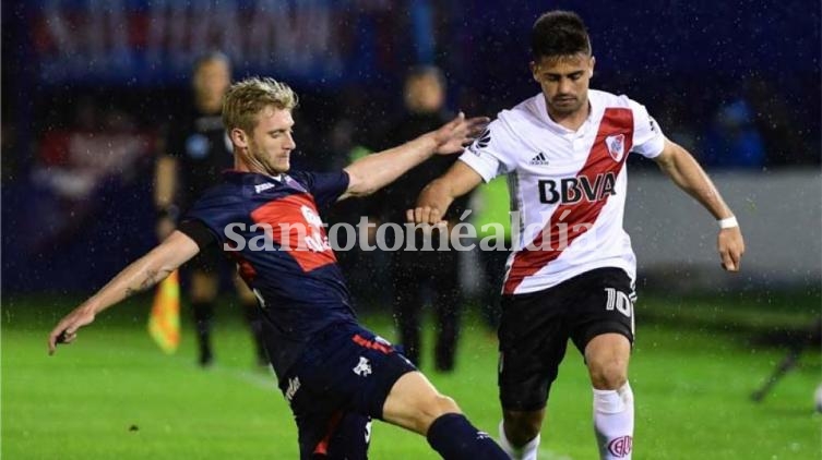 River no pudo ante Tigre y quedó a cuatro de Boca
