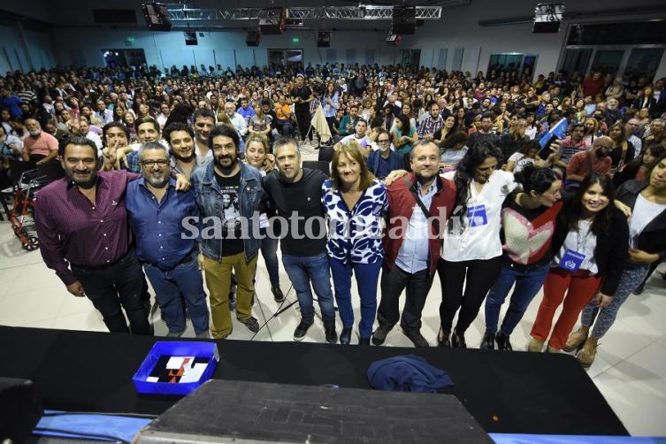 Finalizó la segunda edición de la feria del libro Nacional y Popular