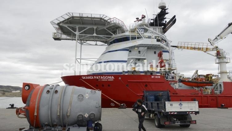 Descartan dos pistas sobre el submarino y lanzan un operativo inédito de búsqueda