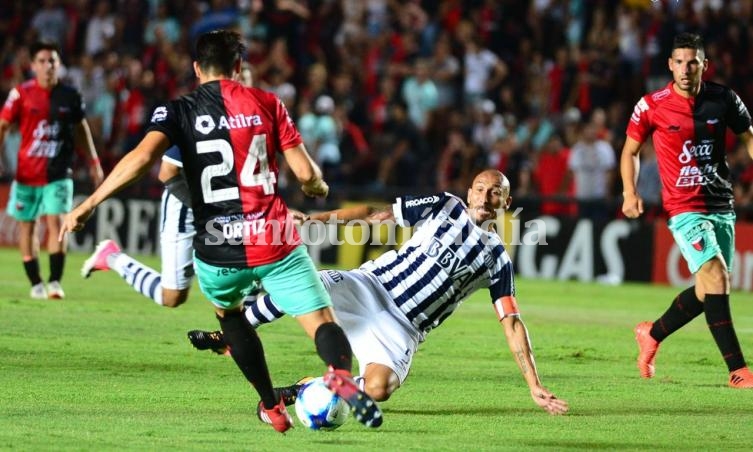 Colón cerró el año con derrota
