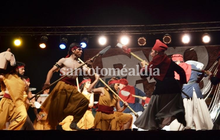 La competencia de danzas, uno de los atractivos del festival. (Foto: Municipalidad de Santo Tomé)