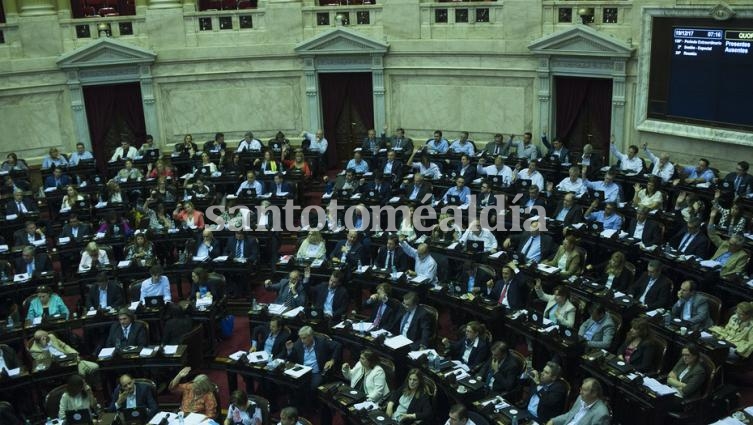 Reforma previsional: 19 opositores votaron con Cambiemos