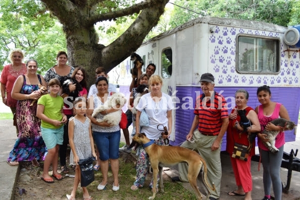 El programa de castraciones reinicia sus actividades en la vecinal Iriondo