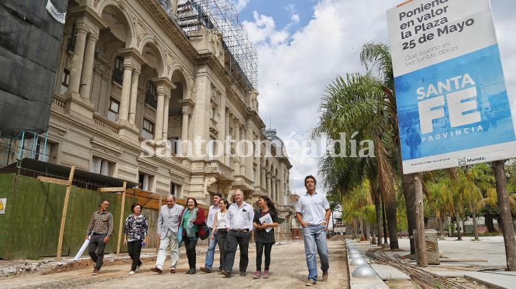 Avanzan las obras de la Plaza 25 de Mayo de Santa Fe