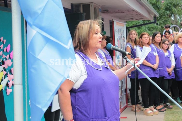 La directora del jardín, Patricia Módena. (Foto: Municipalidad de Santo Tomé)