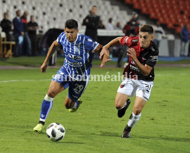A Colón se le escapó sobre el final: 1-2 ante Godoy Cruz