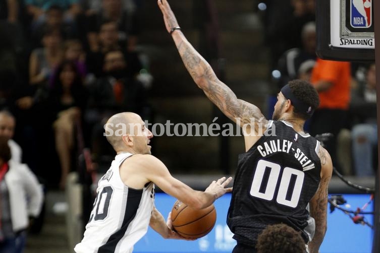 San Antonio, a los playoffs con récord de Ginóbili