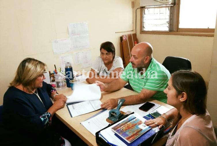 Entregaron una central telefónica de última generación para el Hospital Samco