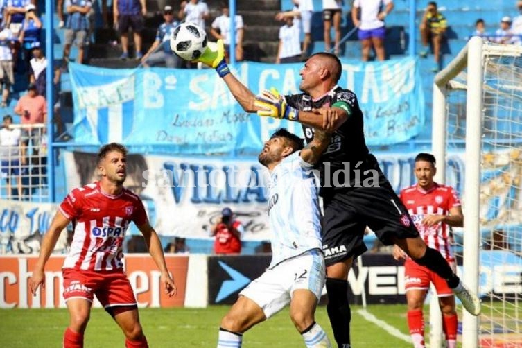 Unión trajo un punto de Tucumán: 0-0 con Atlético