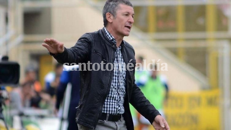 Siacqua dejó de ser director técnico de Quilmes