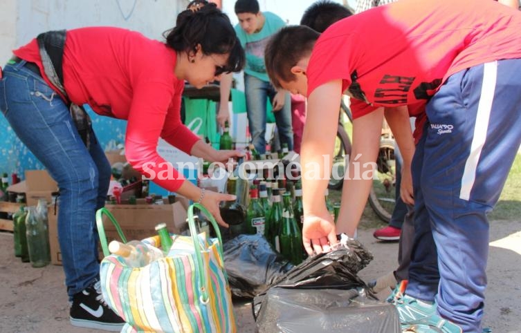 Jornada de canje ecológico en Loyola