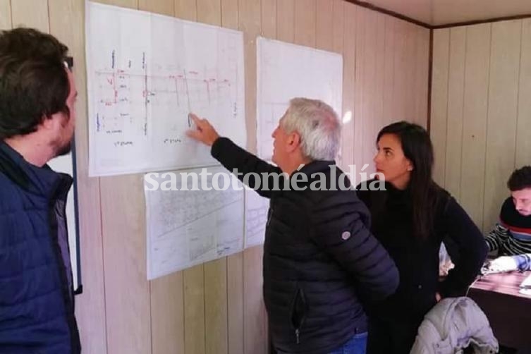 Recorrida de los concejales de Cambiemos por las obras de Villa Libertad.