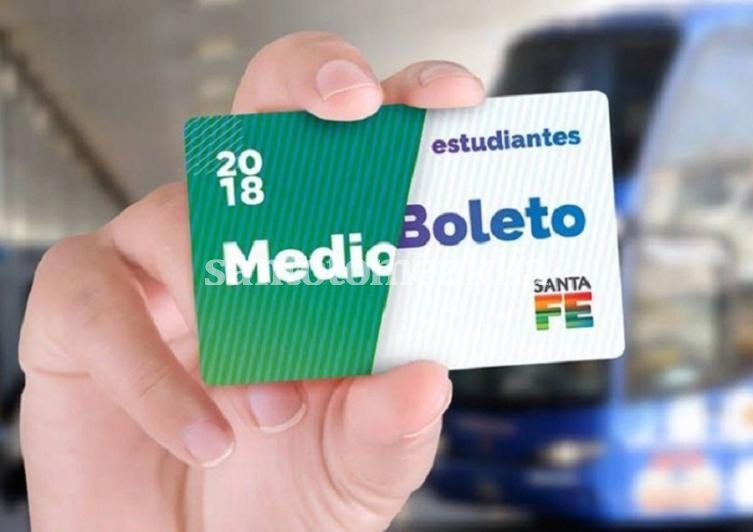 Comenzó la entrega de las nuevas credenciales del Medio Boleto