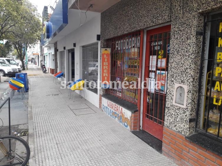 Robaron una librería en el centro de la ciudad