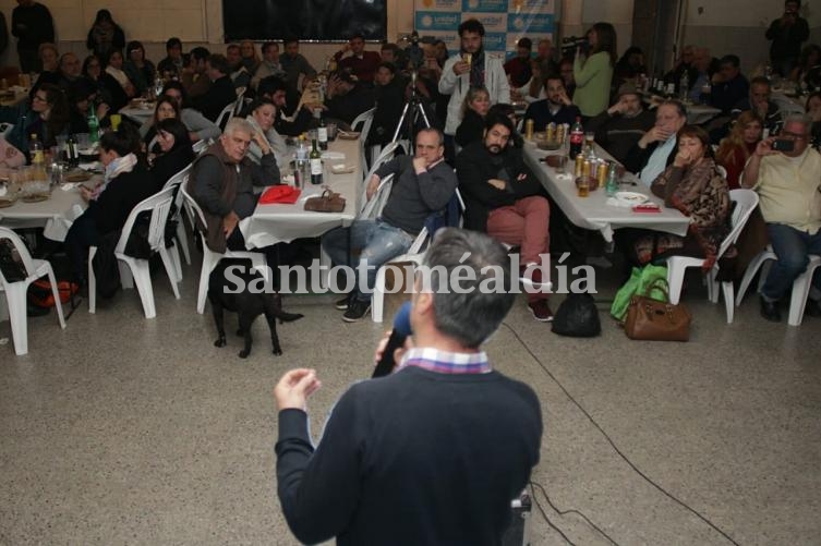 Busatto encabezó el plenario de Unidad Ciudadana.