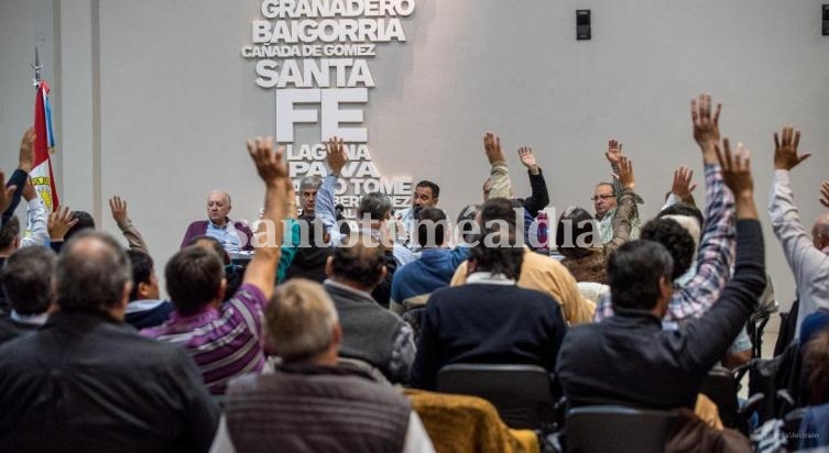 Municipales resolvieron paro y movilización