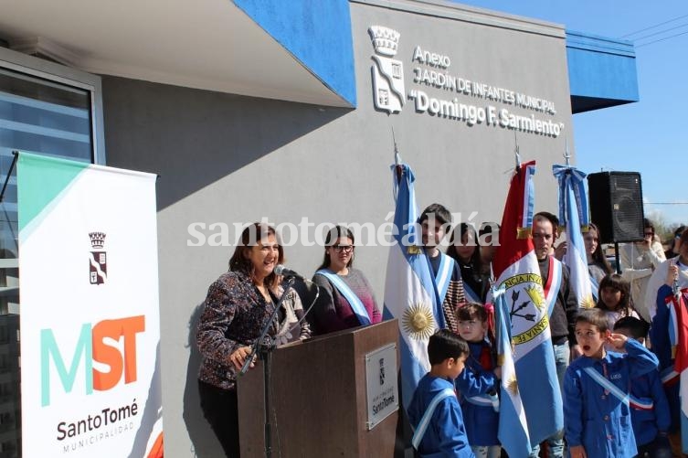 Quedó inaugurado el jardín de Adelina Centro.