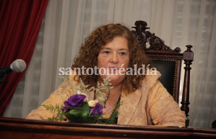 Chena: “Sería un retroceso que no se aplique la paridad en las listas de concejales”