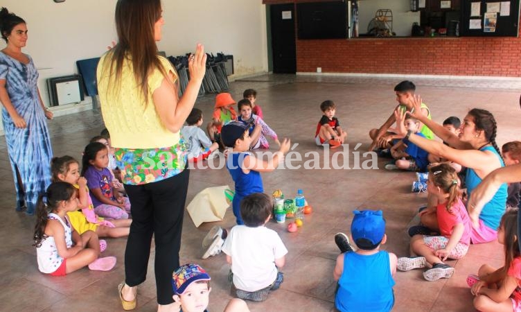 La campaña “Verano Seguro y Saludable” llega a las colonias de vacaciones