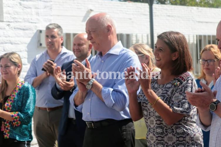 Qüesta participó de la inauguración de las obras en el SAMCo. (Foto: Municipalidad de Santo Tomé)