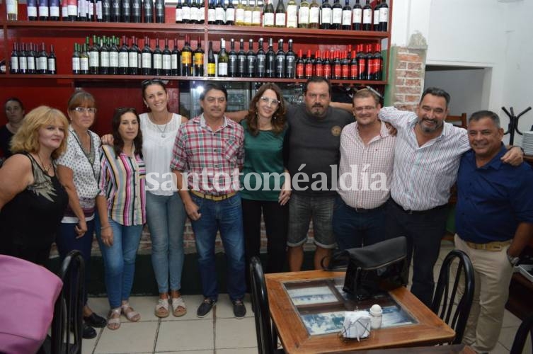 María Eugenia Bielsa visitó Santo Tomé, junto a la lista Encuentro por Santa Fe.