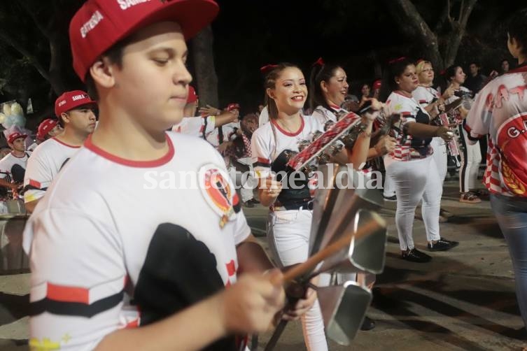 La fiesta de carnaval le puso calor al otoño santotomesino. (Foto: Municipalidad de Santo Tomé)