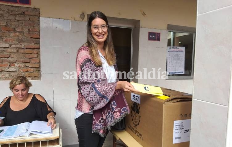 Florencia González votó e invitó 