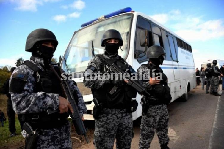 Apuntan al Servicio Penitenciario por la fuga en la autopista
