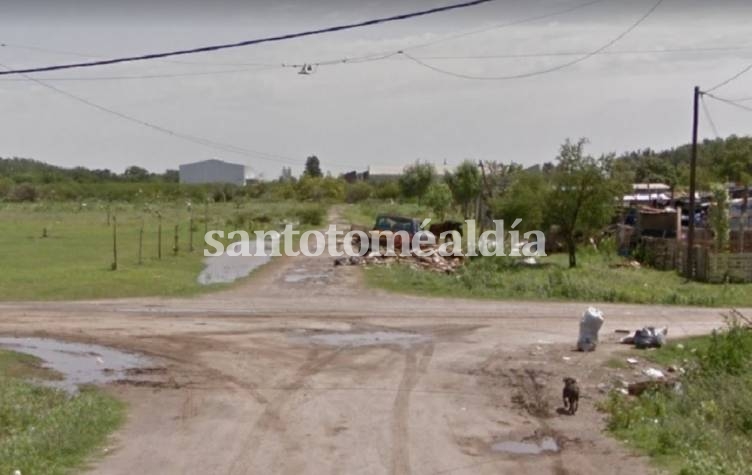 Trasladaron a un joven que circulaba con un arma blanca