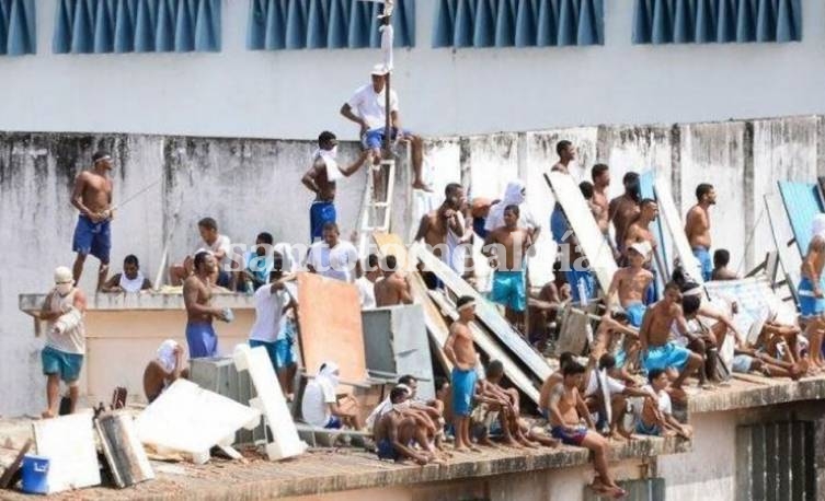 Hay al menos 52 muertos en un motín en Brasil: 16 de las víctimas fueron decapitadas