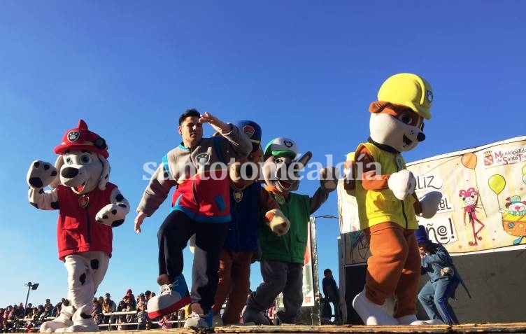 Una multitud festejó el Día del Niño con el espectáculo de “La Patrulla Canina”