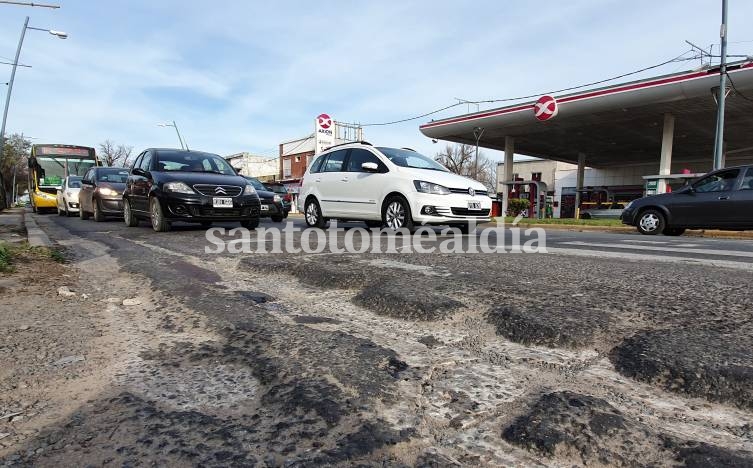 Desde las 10 de la mañana, comienzan las obras de bacheo en Avenida 7 de Marzo