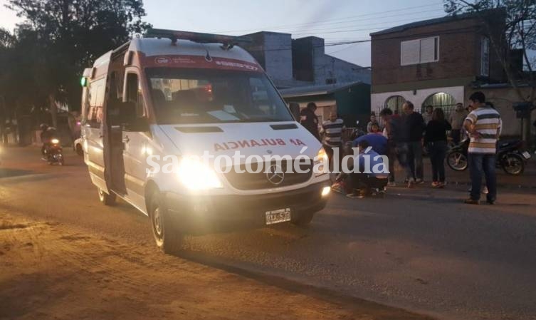 Motociclista accidentada en Avenida Richieri al 3200