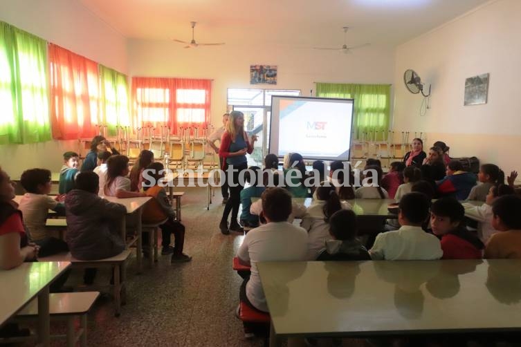 La jornada incluyó una charla de concientización. (Foto: Municipalidad de Santo Tomé)