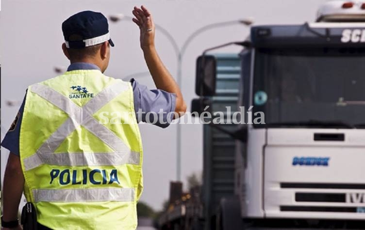Detuvieron a tres policías de Seguridad Vial en Videla acusados de pedir coimas